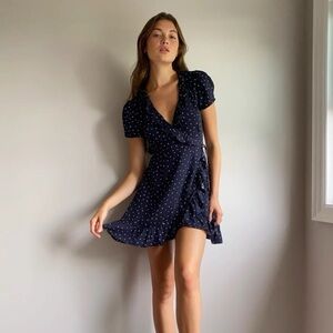 Aritzia SUNDAY BEST Navy Blue White Heart Ruffle Wrap Mini Dress 0 XS Party Work